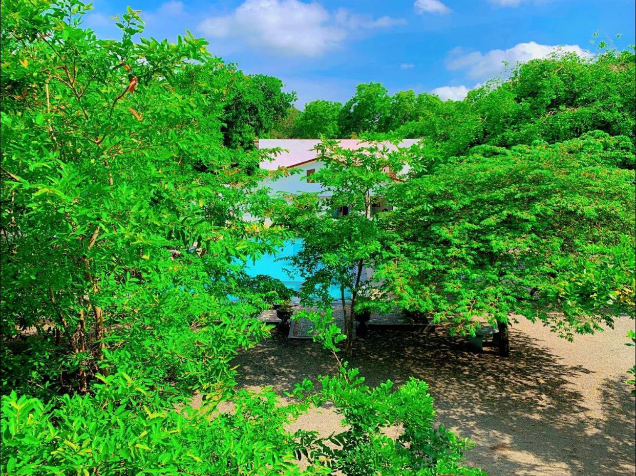 Ud Garden Hotel Kataragama Ngoại thất bức ảnh