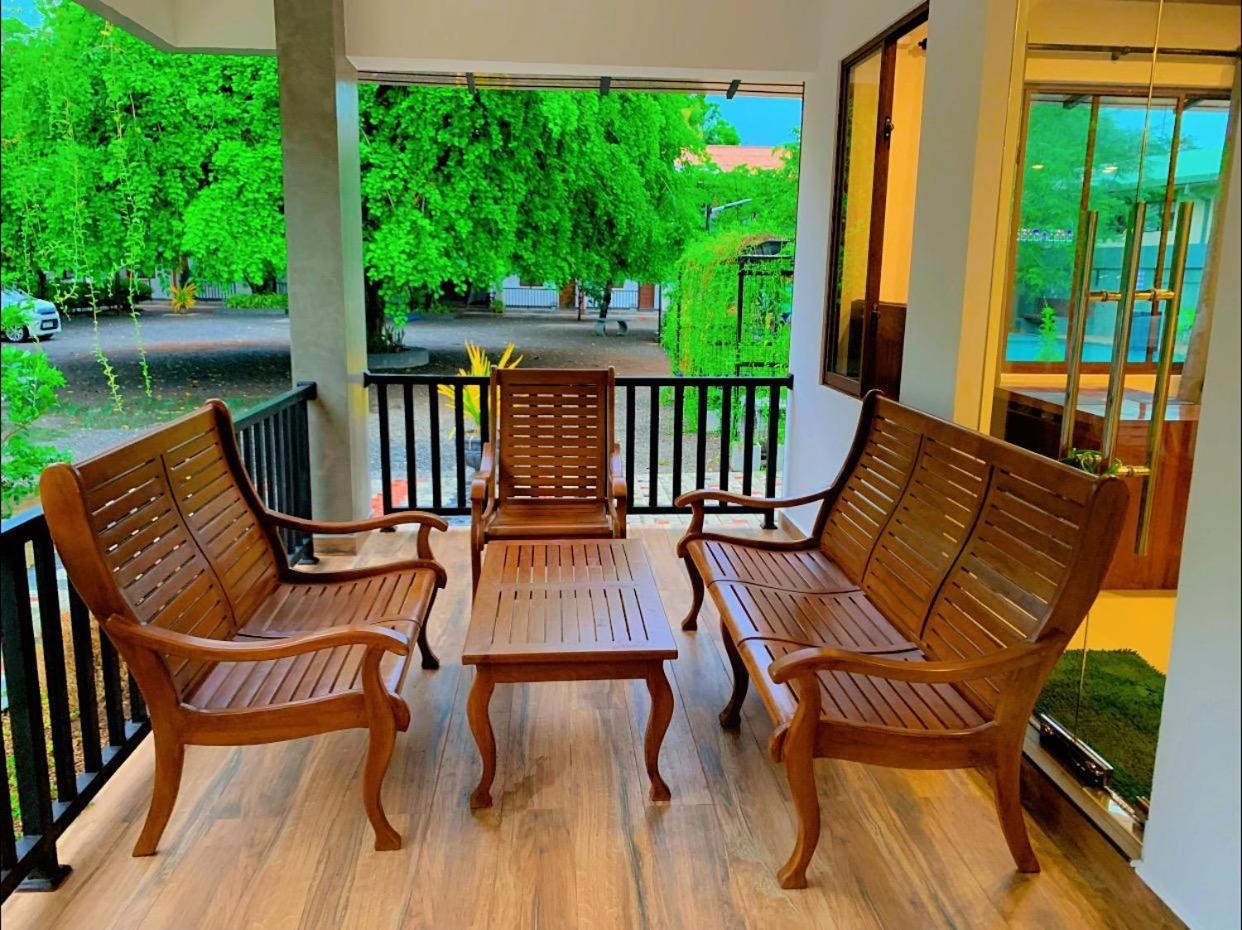 Ud Garden Hotel Kataragama Ngoại thất bức ảnh