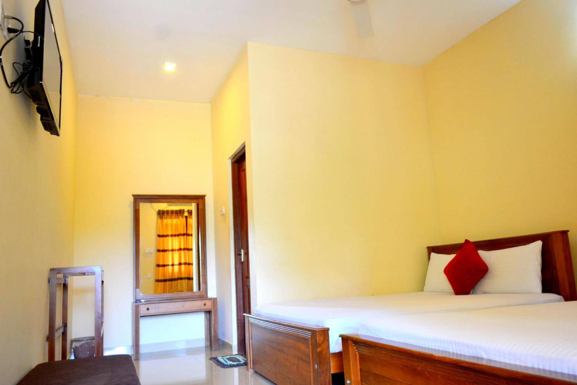 Ud Garden Hotel Kataragama Ngoại thất bức ảnh